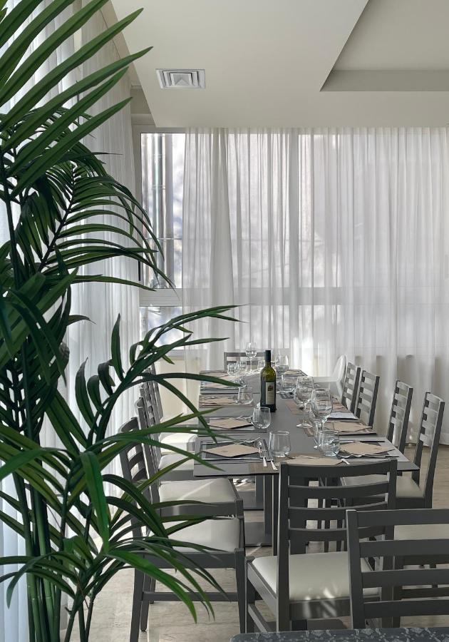 Hotel Little Rimini Extérieur photo